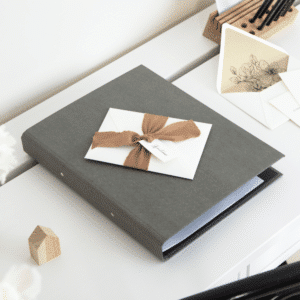 Smal A4 ringbind – minimalistisk og elegant organisering