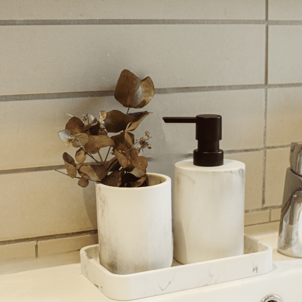 Sæbedispenser - 500 ml. | Hvid resin - Image 3