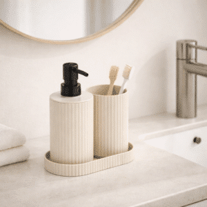Beige sæbedispenser sæt med tandkrus og bakke